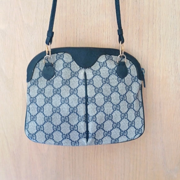 Ladies blue and gray Gucci Shoulder Bag, Sz Small ***offers welcome *** - Picture 4 of 14